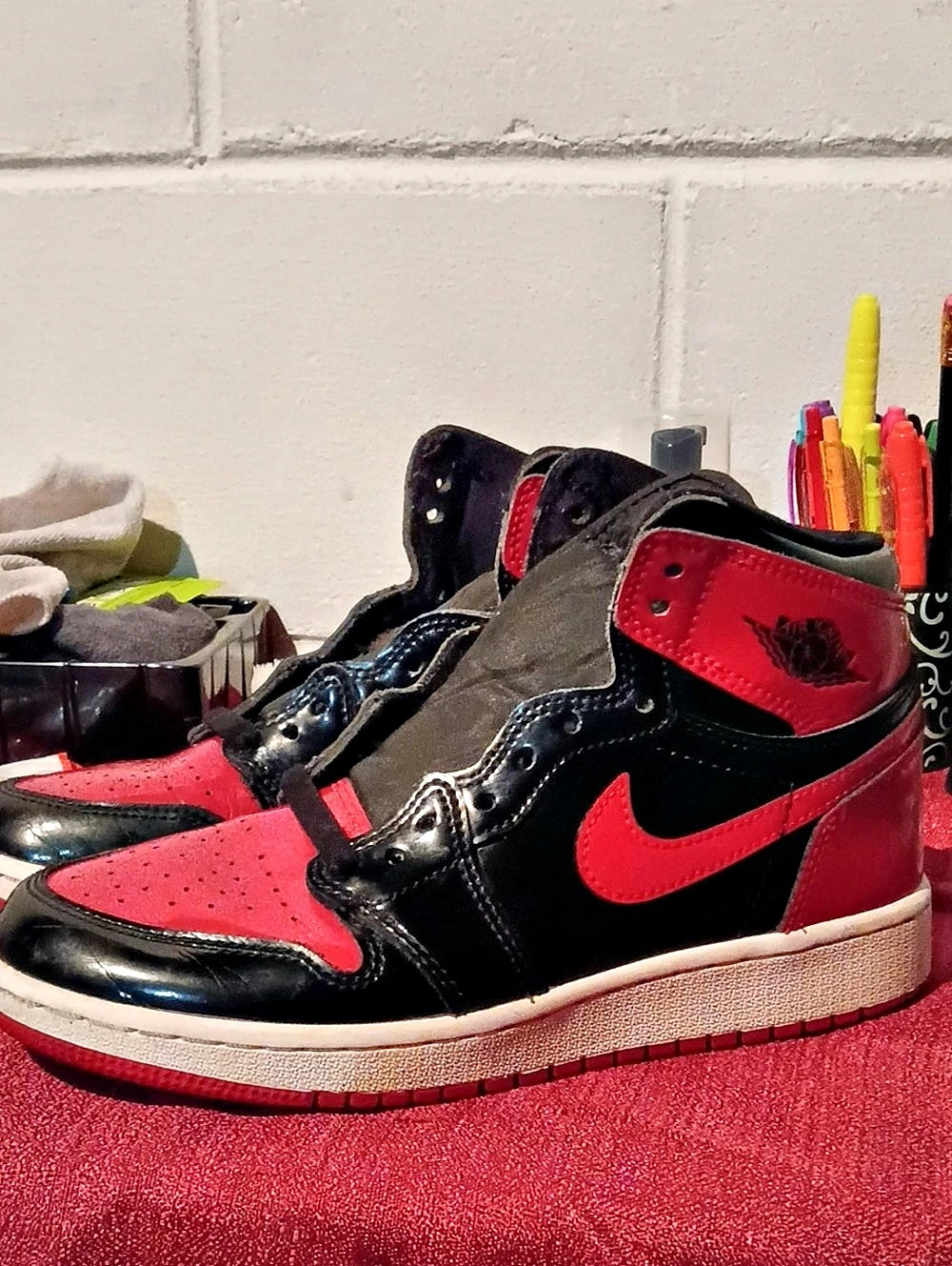 Nike Air Jordan 1 Retro High OG High Top Sneakers Red Black US 4.5